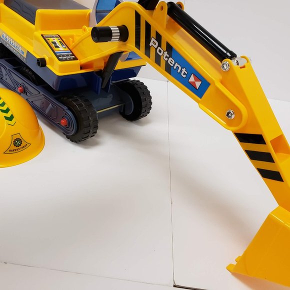 New Free Wheels Potent excavator - Picture 7 of 10